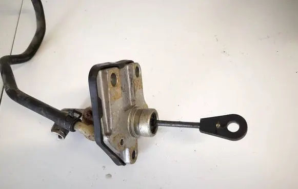 KIA Carens II Clutch master cylinder 