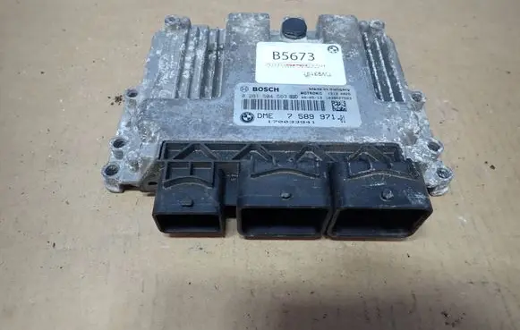 Mini One - Cooper R50 - 53 Engine control unit/module 0261S04563 7589971