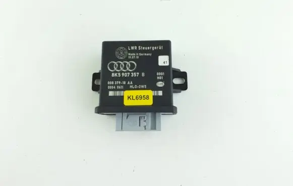 Audi A4 S4 B8 8K Light module LCM 8K5907357B KL6958