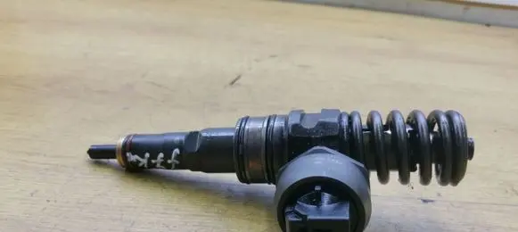 Audi A3 S3 8P Fuel injector 038130073AG