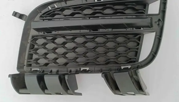 Jaguar XE Front fog light trim/grill T4N5788