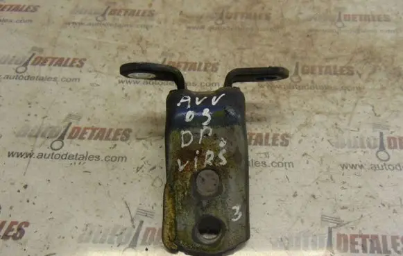 Toyota Avensis Verso Front door upper hinge