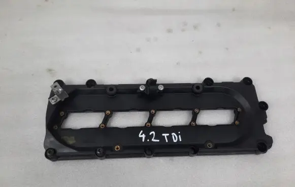 Audi A8 S8 D4 4H Rocker cam cover 057103470K