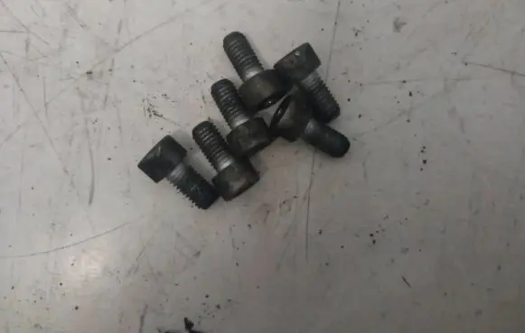 BMW 3 E46 Nuts/bolts 