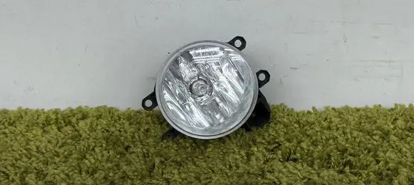 Toyota Yaris Front fog light 81210-02110