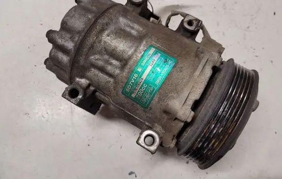 Volvo V50 Air conditioning (A/C) compressor (pump) 3M5H19D629HC 7576706424