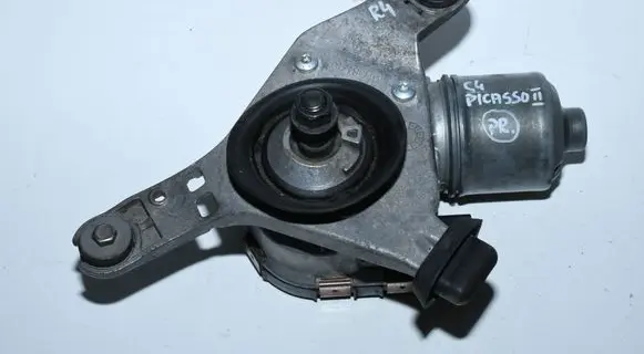 Citroen C4 II Picasso Wiper motor 9811384780
