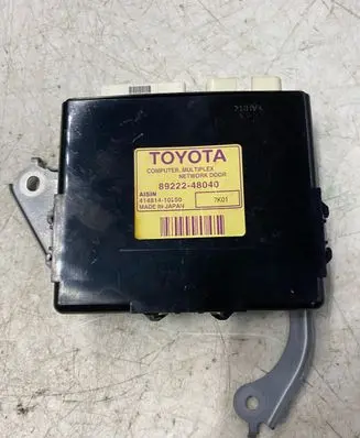 Lexus RX 330 - 350 - 400H Door control unit/module 8922248040