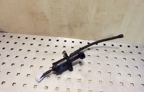 Skoda Fabia Mk2 (5J) Clutch master cylinder 6Q0721388E
