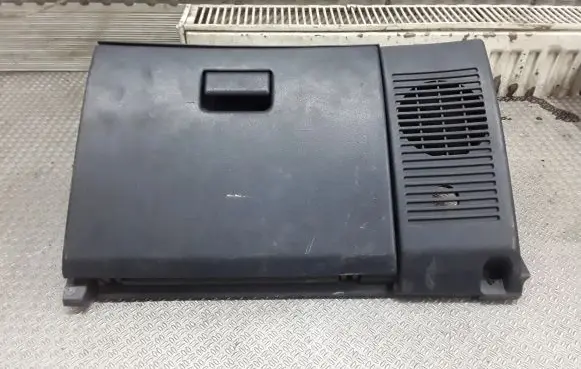 Toyota 4 Runner N120 N130 Glove box set 5555289102