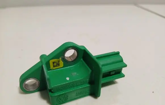 Audi Q7 4L Airbag deployment crash/impact sensor 1K0909606C