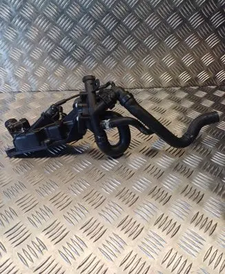 Thermostat/thermostat housing