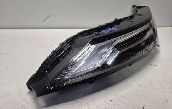 Nissan X-Trail T33 Headlight/headlamp