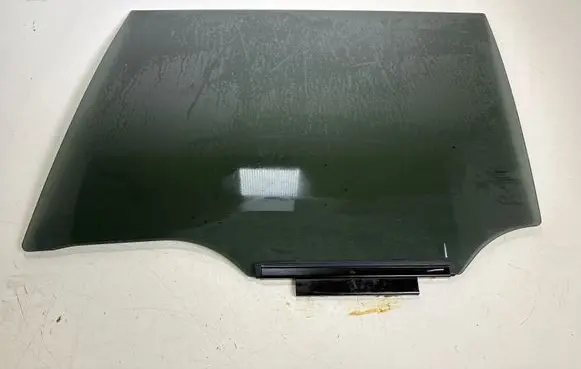 Subaru Outback (BT) Rear door window glass DOT1038AS3M7040