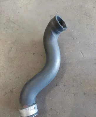 Mercedes-Benz E W211 Engine coolant pipe/hose