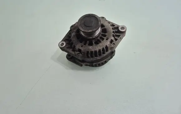 Opel Antara Generator/alternator 13579114