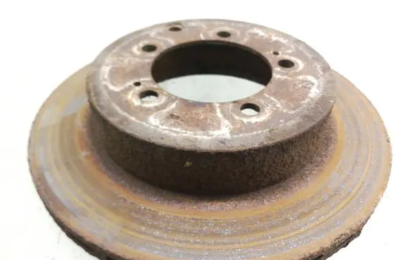 Mitsubishi Space Wagon Rear brake disc