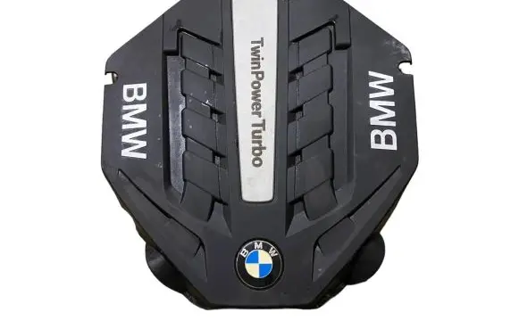 BMW 7 F01 F02 F03 F04 Engine cover (trim) 7577456 13717577456
