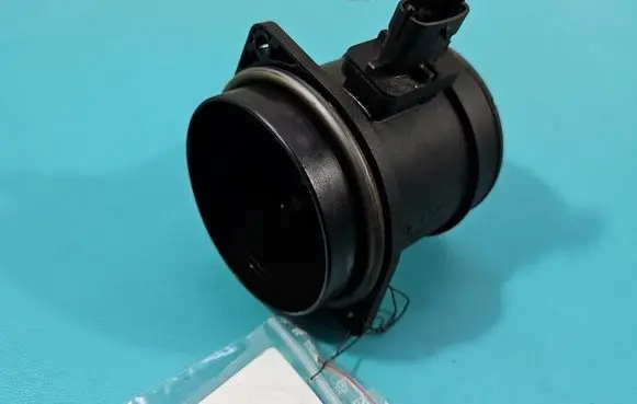 Land Rover Discovery Sport Mass air flow meter G4D312B579AA IMPRK1552414