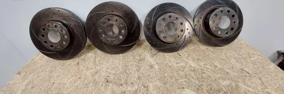 Audi A3 S3 8V Brake discs and calipers set AL02230D R02C03490461