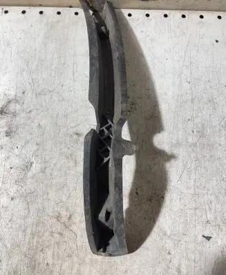 Volkswagen PASSAT B6 Front bumper mounting bracket 3C0807178