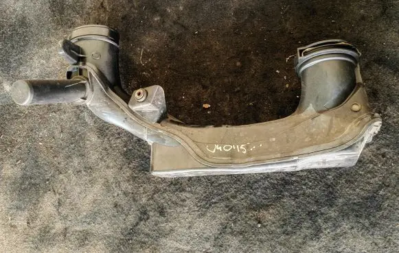 Volvo V40 Intercooler hose/pipe 31370135