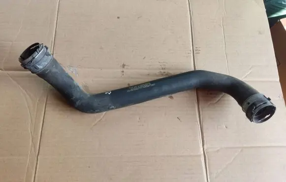 Mercedes-Benz E W213 Engine coolant pipe/hose A2135010182 CT151038 KEK667065A1P3