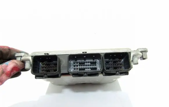 Peugeot 607 Engine control unit/module