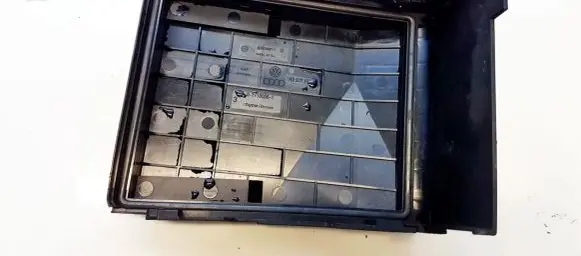 Fuse box cover