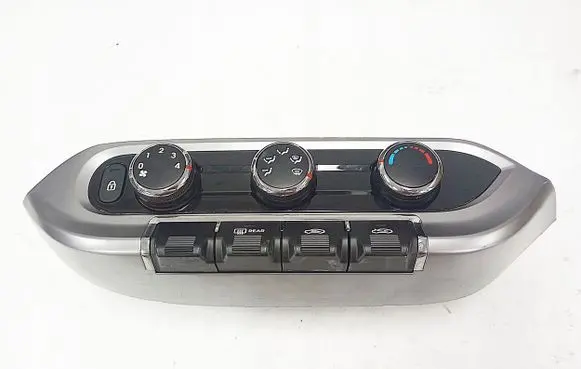 KIA Rio Climate control unit 972501W040