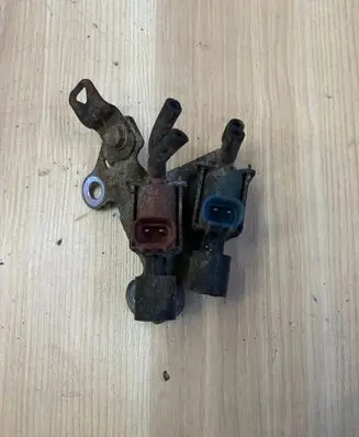 Toyota Land Cruiser (J120) Turbo solenoid valve 