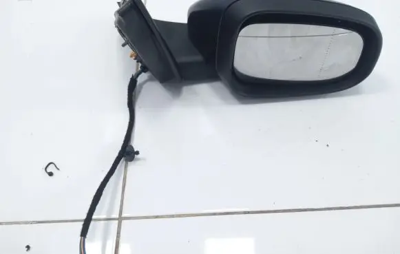 Volvo C30 Front door electric wing mirror 3303028