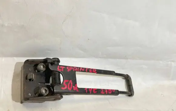 Volkswagen II LT Loading door check strap stopper 