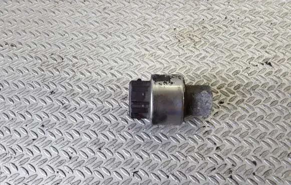 Peugeot 406 Air conditioning (A/C) pressure sensor 