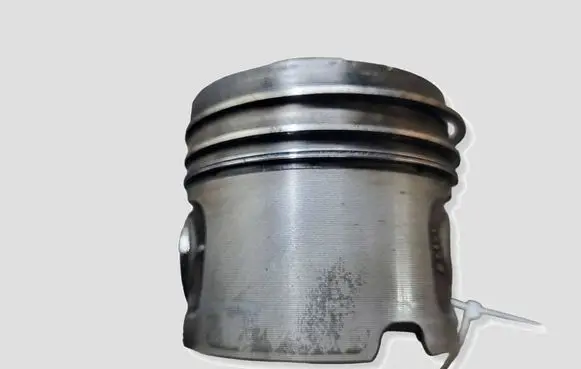 BMW 1 E81 E87 Piston N47D20C
