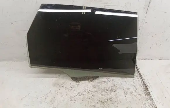 Honda Civic Rear door window glass