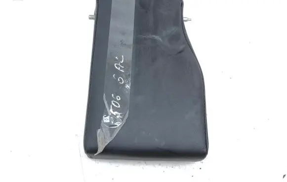 Mitsubishi Outlander Rear seat armrest 