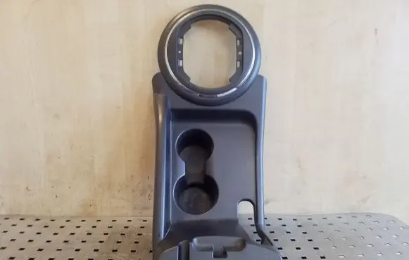 KIA Sportage Gear shifter surround trim plastic 846513W910