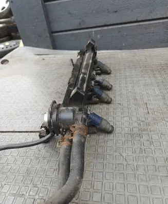 Fuel main line pipe