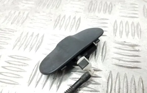 Audi A3 S3 A3 Sportback 8P Windshield washer spray nozzle 8P0955987E