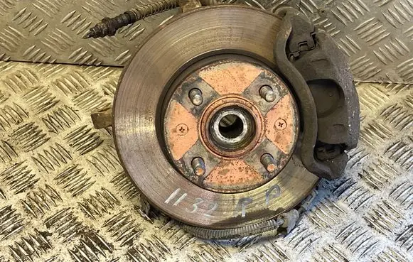 Hyundai i10 Front wheel hub