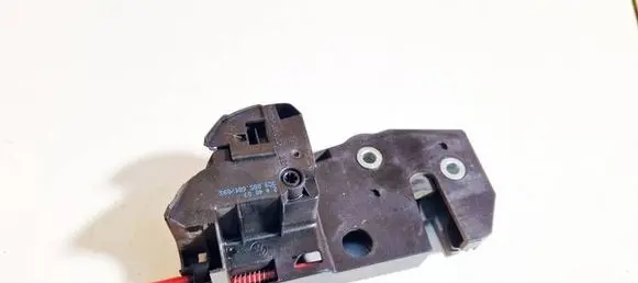 Volkswagen PASSAT B6 Seat back rest lock catch 3c9885681 3c9.885.681