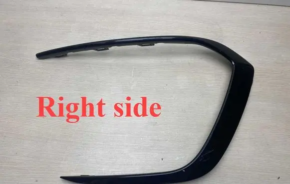Volkswagen Golf VIII Front bumper lower grill 5H0853764C