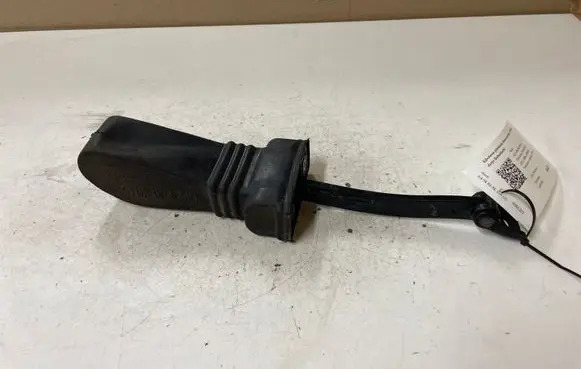 Audi A4 S4 B8 8K Front door check strap stopper 8K0837267B
