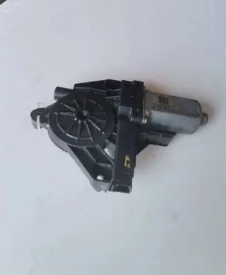 Volvo S60 Front door window regulator motor 966269102 101203
