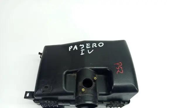Mitsubishi Pajero Air filter box 1500A141