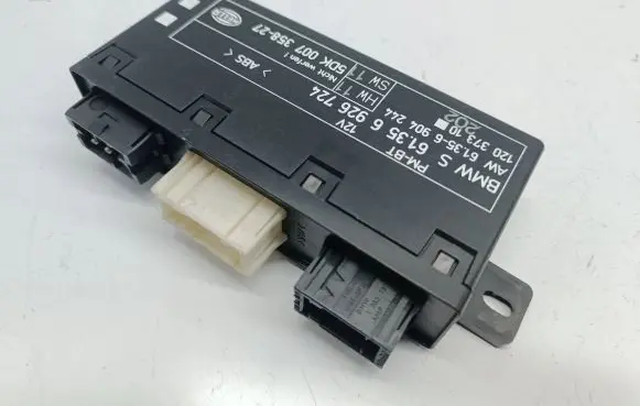 BMW 5 E39 Comfort/convenience module 61356926724 61356904244 5DK00735827