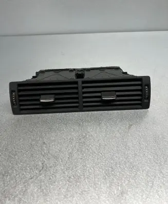 Audi A4 S4 B7 8E 8H Dash center air vent grill 8t2820951c