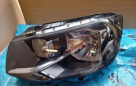 Volkswagen Transporter - Caravelle T6 Headlight/headlamp
