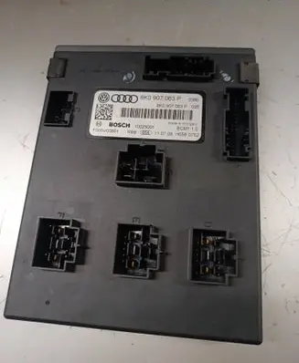 Audi A4 S4 B8 8K Comfort/convenience module 8K0907063P 10025001 F005V00857